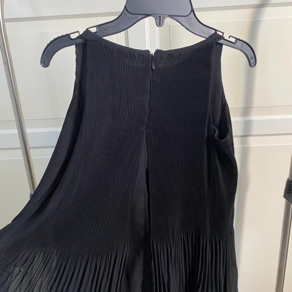 Top from Zac & Rachel - Picture 2 of 4